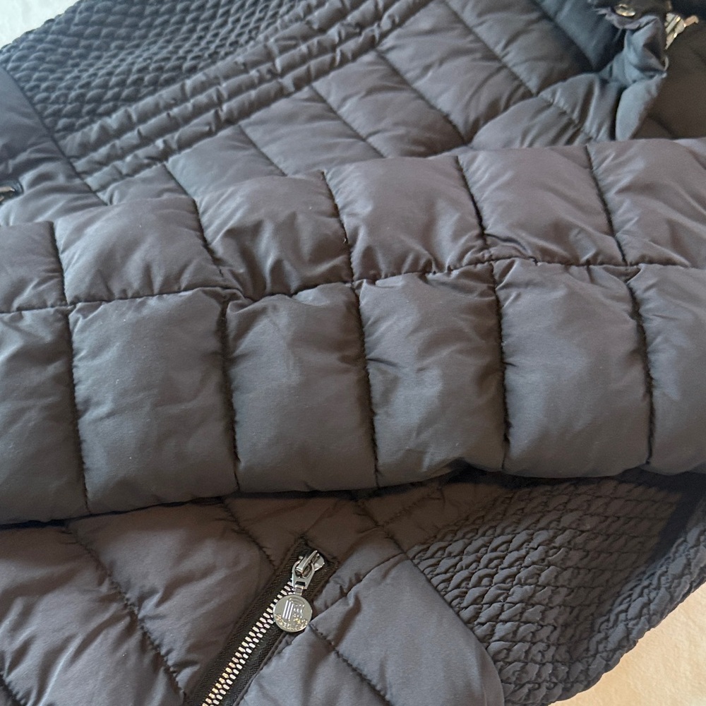 Bernardo Women's Black Puffer Jacket - Picture 13 of 14